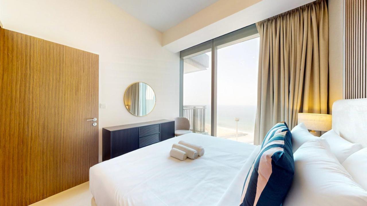 5242 Tower - Chic One Bed With Sea And Marina Views Apartment